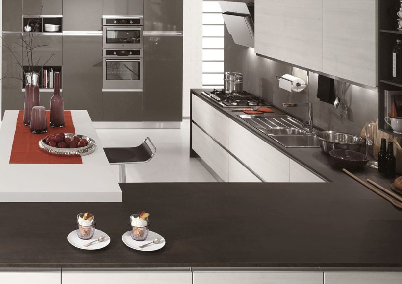 02-cucina-moderna-newmeg-tranche-ghiaccio-grigio-polvere