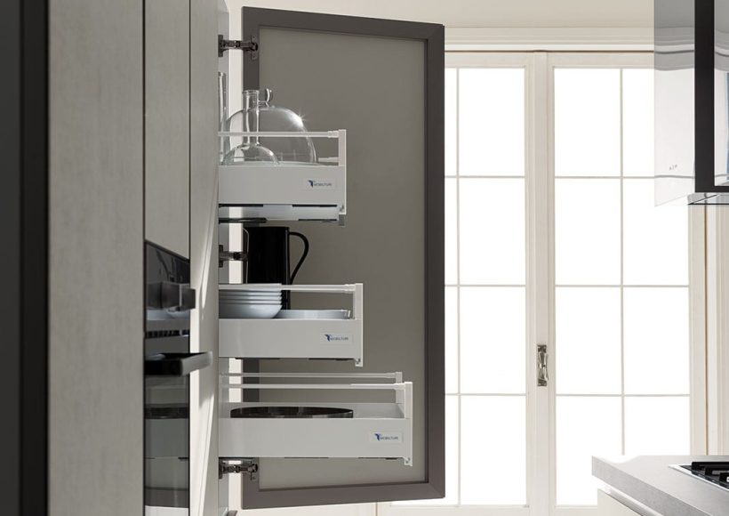 stratos_01_aleve-luna_glass-grigio_particolare-colonna-dispensa-con-ripiani-interni-estraibili